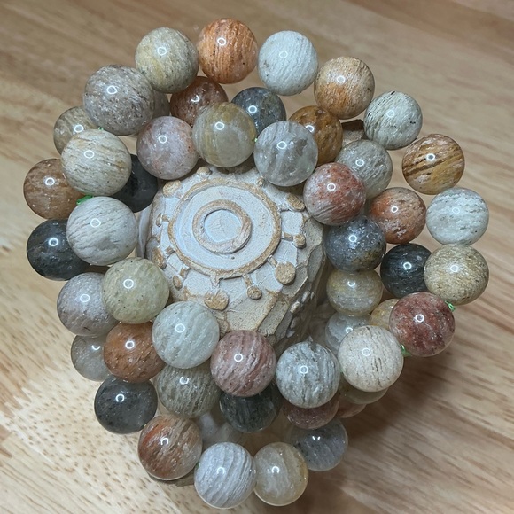 Jewelry - Thousand Layer Quartz 12mm